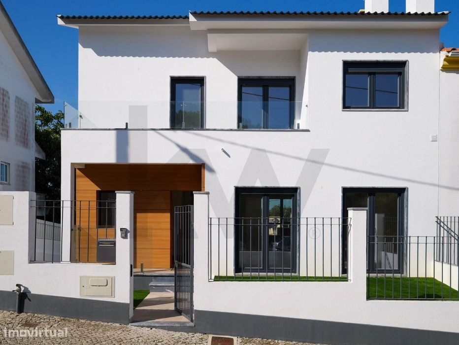 Moradia T4, Amora