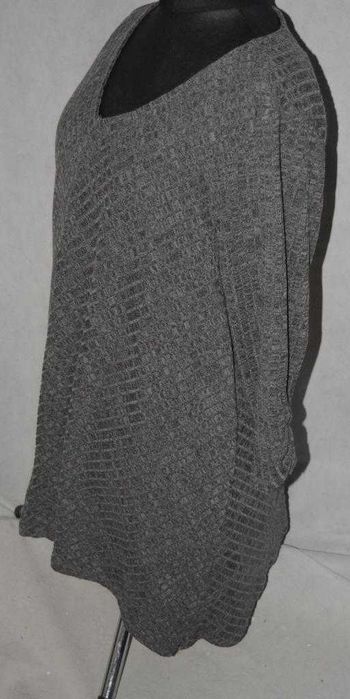 Cienki dłuższy sweter Avenue 54/56