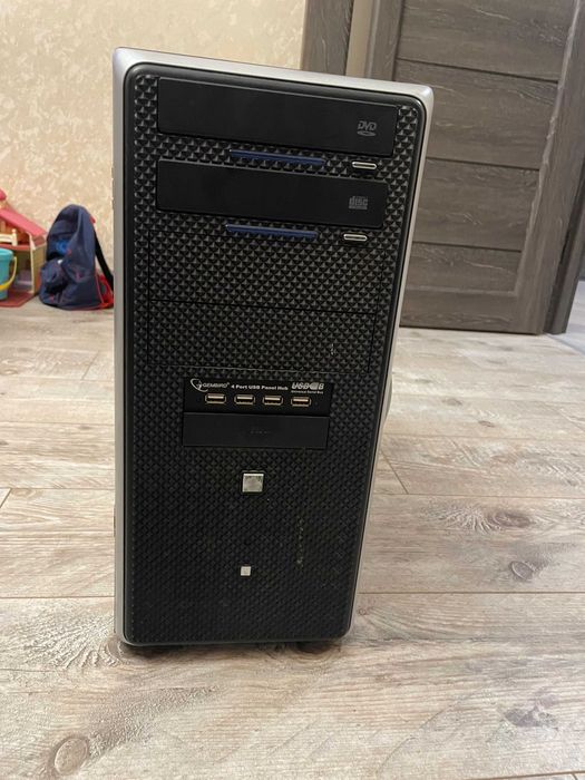 Готовий ПК - для роботи та ігор