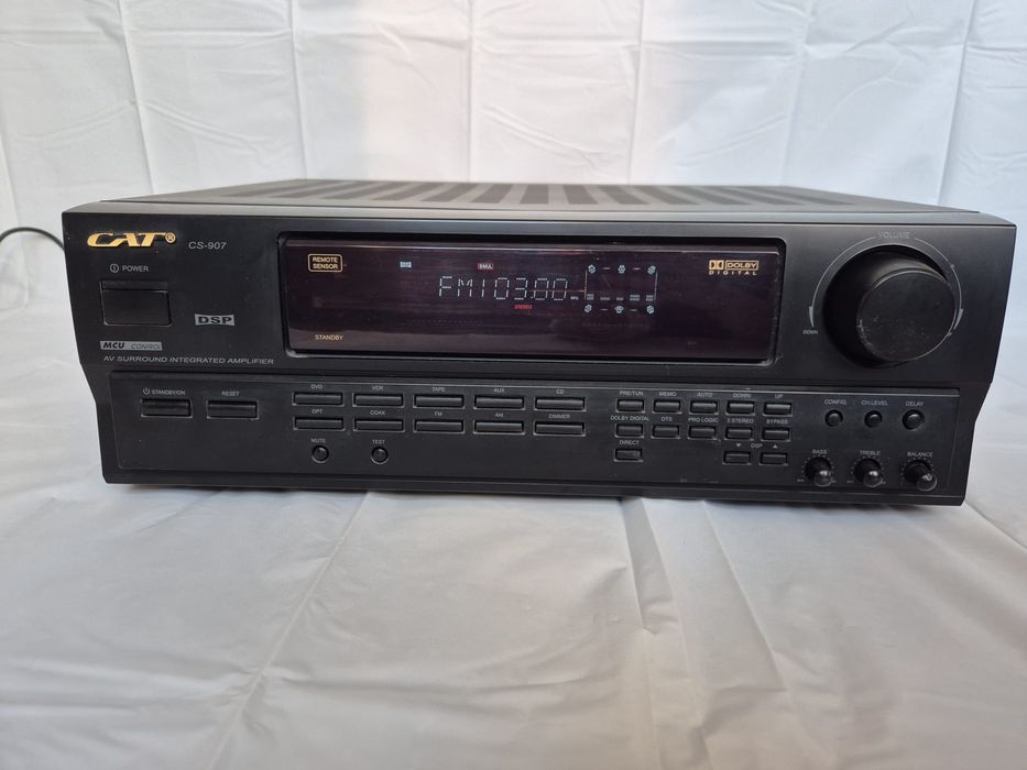 CAT CS-907 amplituner
