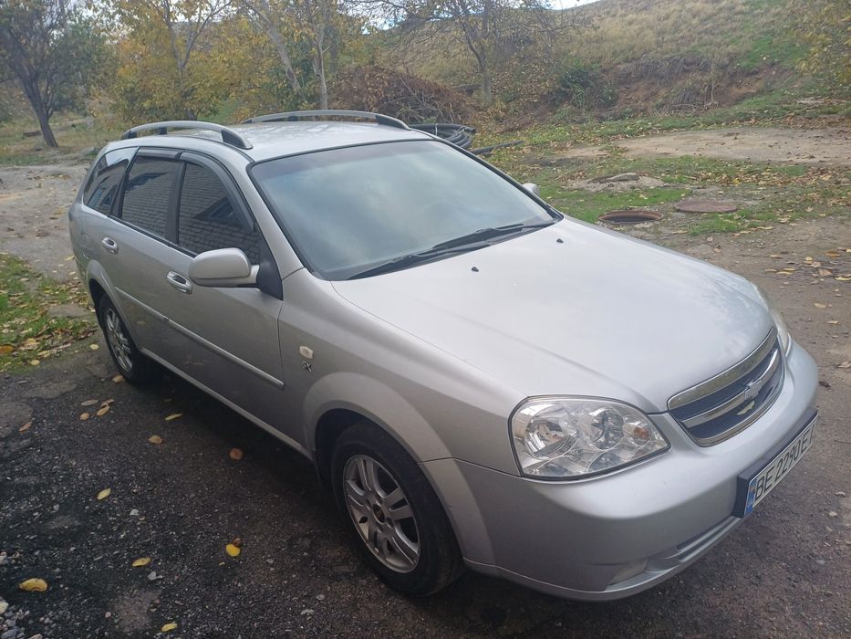 Продаю шевроле лачетти