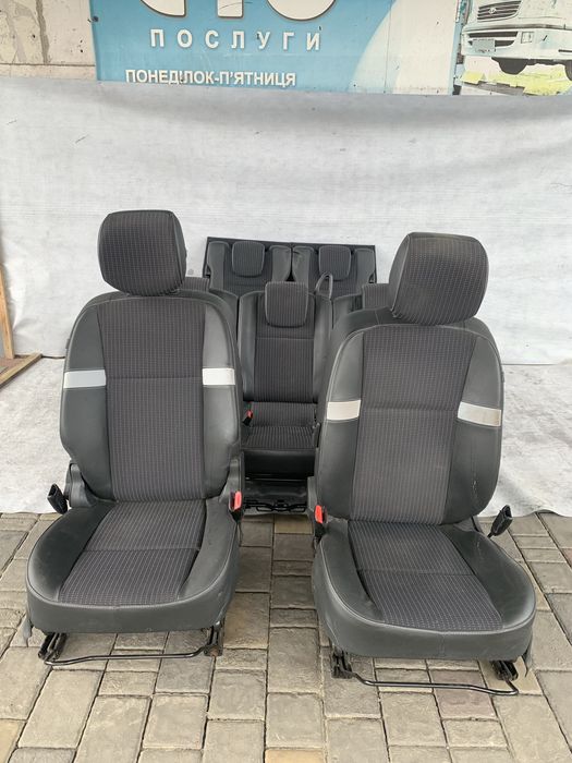 Салон Renault grand Scenic 3 сидіння 7-місний