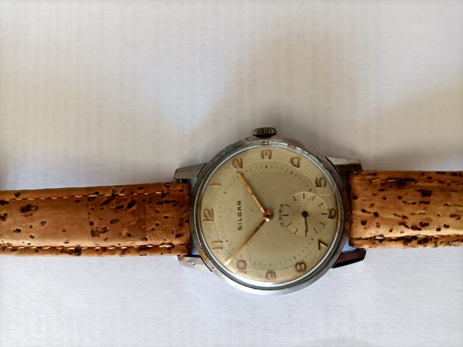 Relógios de pulso de corda para homem antigos