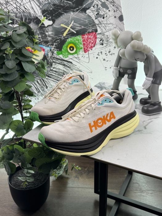 Кросівки Hoka Bondi 8 43 розмір Е8447