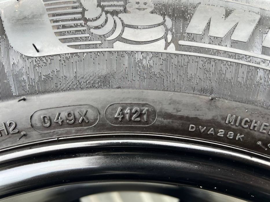 Michelin 235/65R17 Pilot Alpin 5 SUV