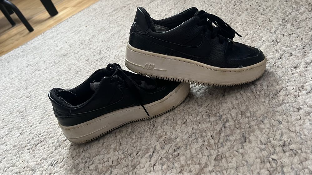 Nike Air Force 1 Sage Low