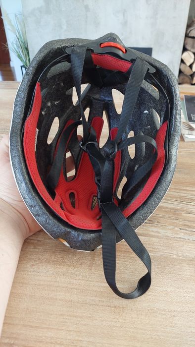 Kask rowerowy IQ