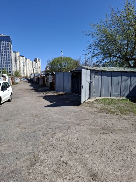 «Сдам склад-мастерскую 56 м^2 с террасой. Приватизирован. Позняки»