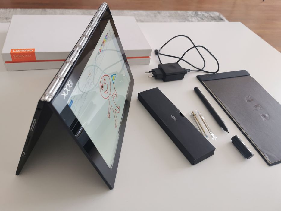 Lenovo Yoga Book (YB1-X91F) 4GB  64GB  Windows 10 Pro  Повний комплект