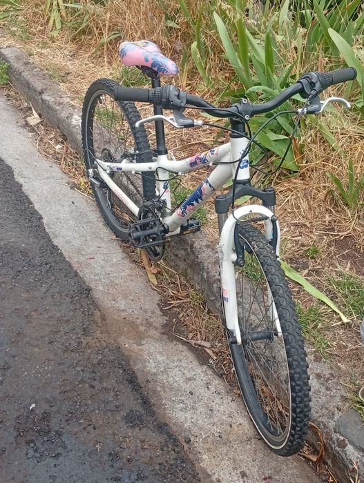 Vendo ou troco bicicleta rodar 24 em bom estado