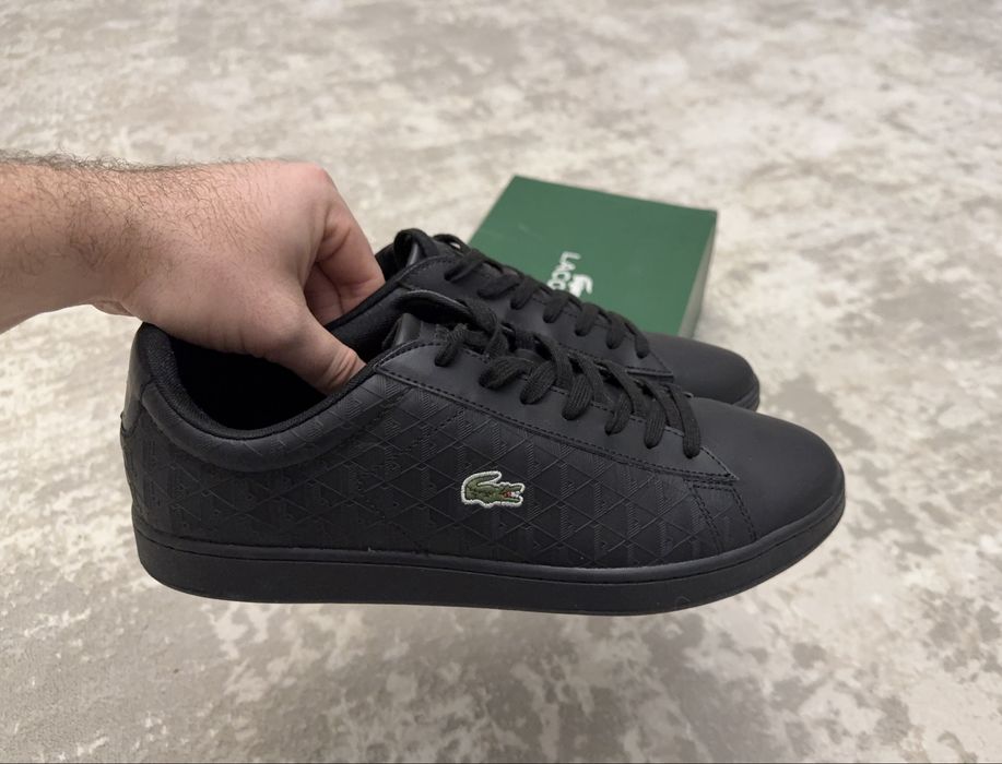 ПРОДАМ: нові оригінальні кеди Lacoste.