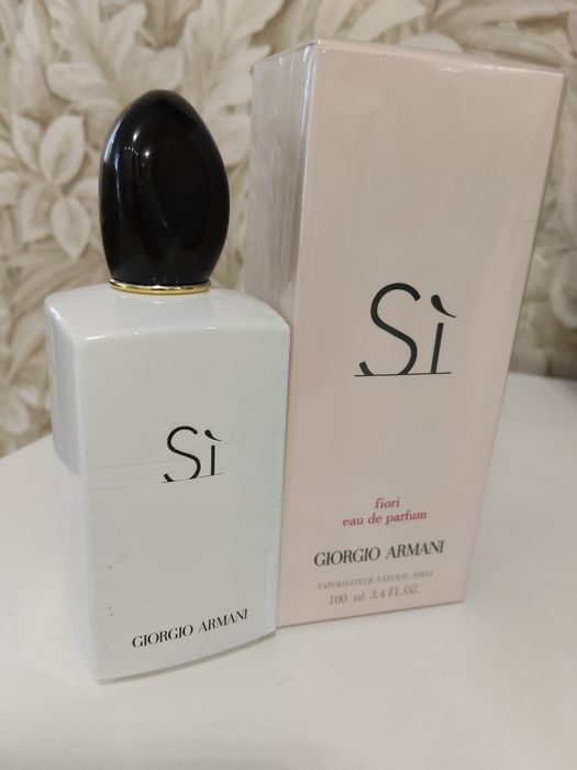 Парфумована вода Giorgio Armani Si Fiori 100 ml