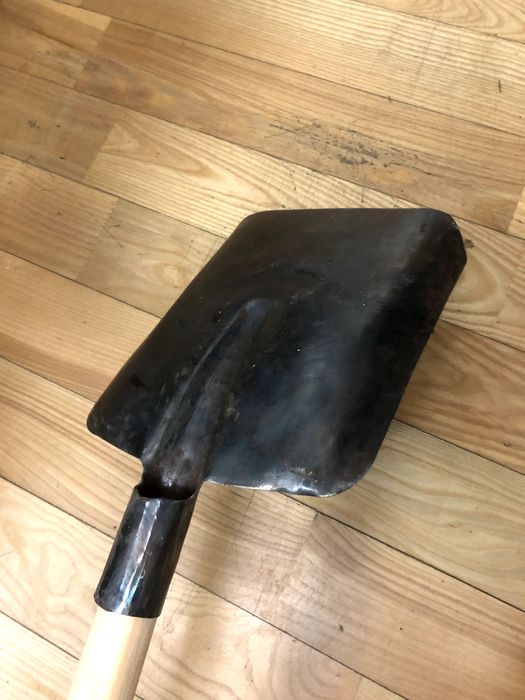 Совковая лопата стальная времен СССР 80 г. уборка снега / строит. мат