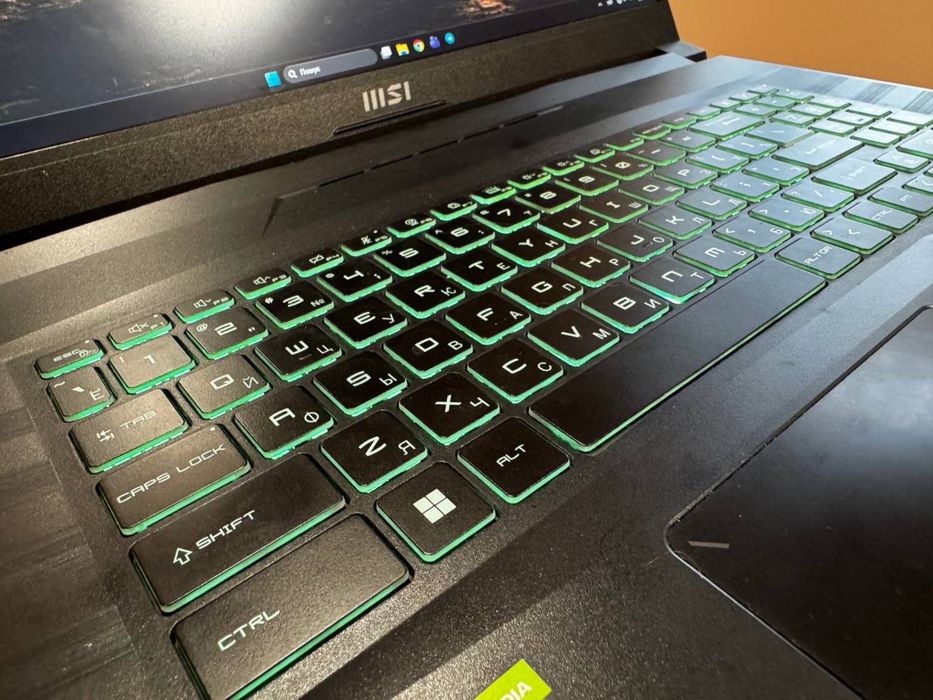 Продам  ноутбук MSI Pulse GL76