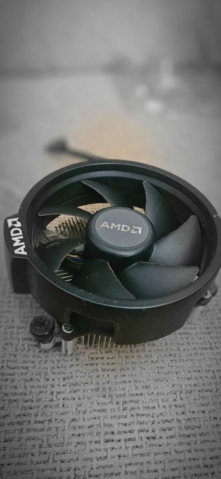 Processador AMD Ryzen 5 1600X (6 Cores / 12 Threads) + Cooler AMD (Socket AM4)
