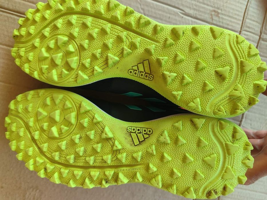 Кроссовки Adidas 44 размер