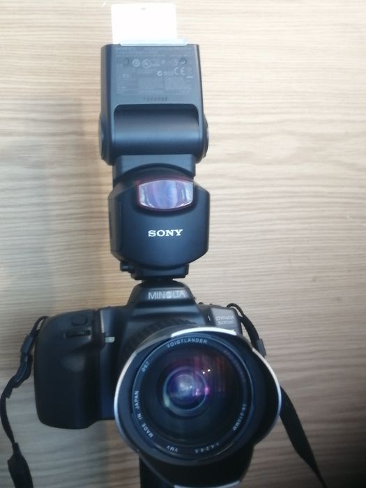 Об'єктив Voigtlander 28-210mm  на фотоапарат Sony  Minolta  AF
