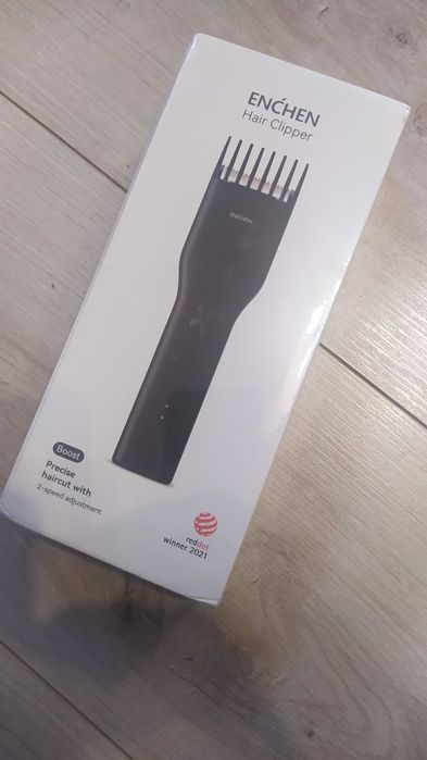 Електробритва enchen