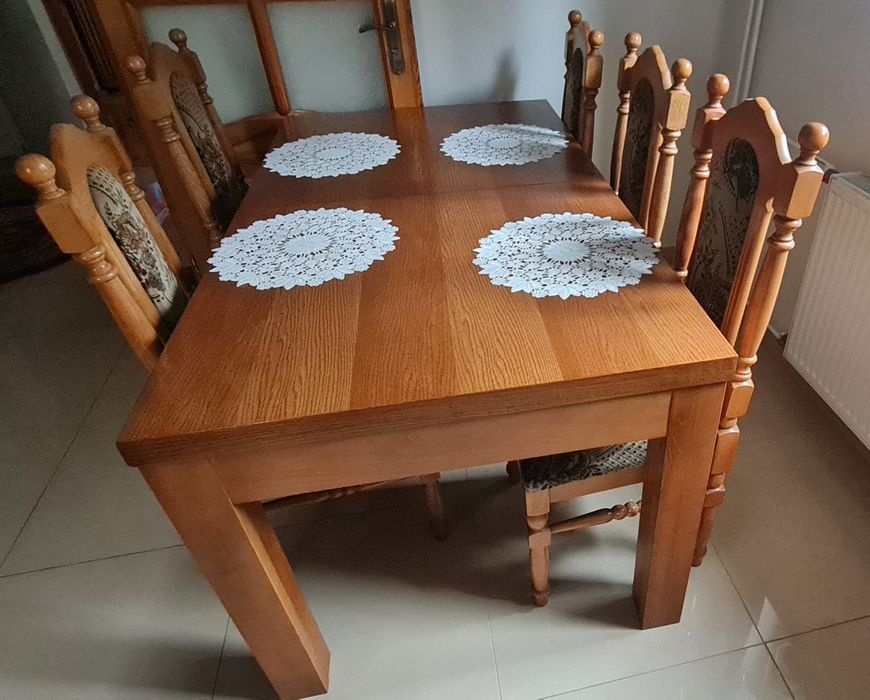 Sprzwdam stół i krzesła