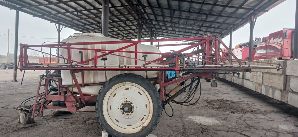 Продам обприскувач ОПШ 3000ПЕ