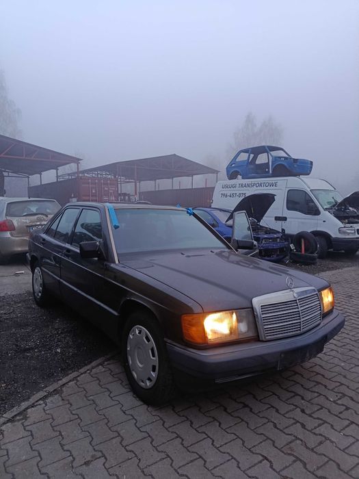 Mercedes-Benz E190 2.0 1990r NA CZĘŚCI