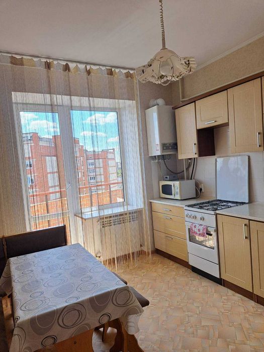 Здам квартиру  по вул.Зацепи 10