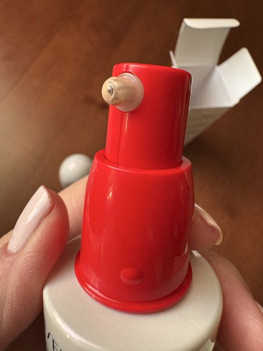 Тональний крем Shіseido тон 220