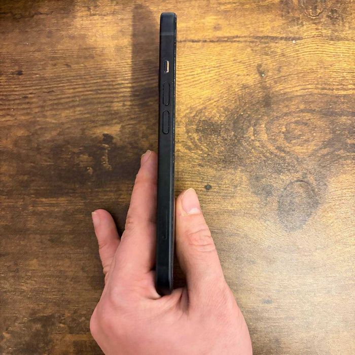 iPhone 15 128 gb black