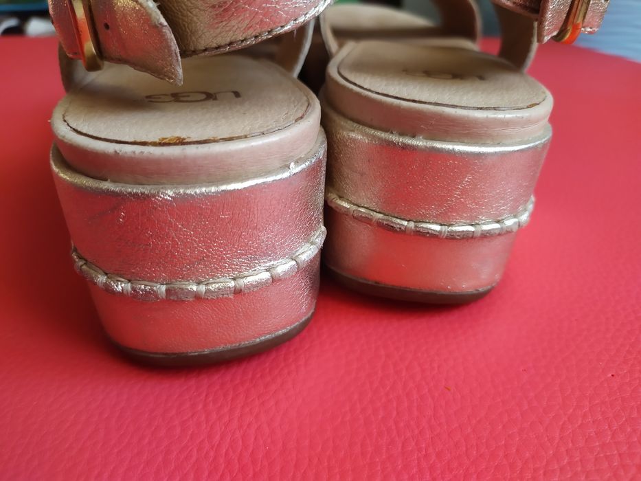 Босоніжки UGG 37 розмір