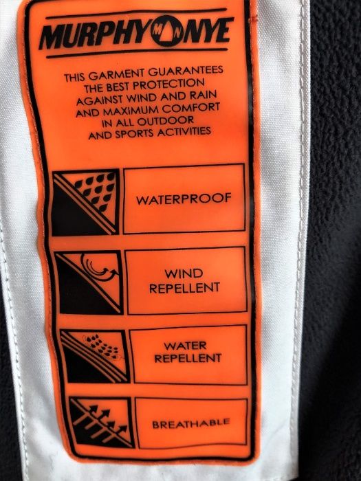 Біла куртка Murphy&Nye водостійка, вітрозахисна, спорт. бренд