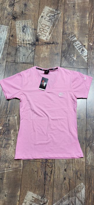Różowa koszulka damska baby pink bawełna łyżwa Nike S