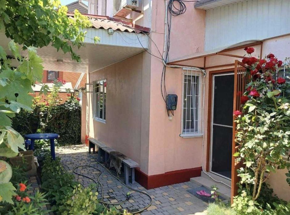 Продам дом в жилом состоянии в Фонтанке/Вторая линия от моря