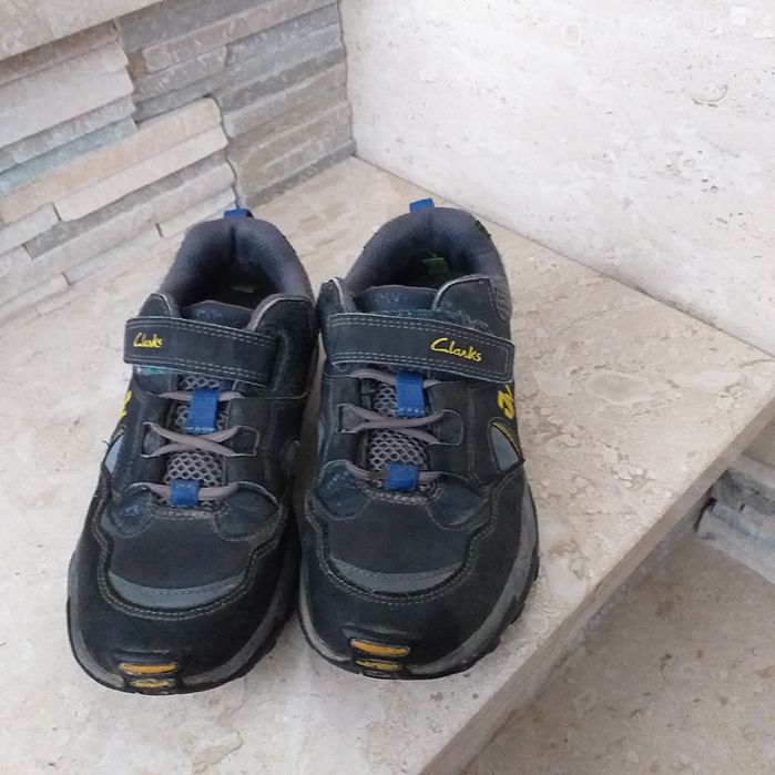 Buty Clarks dziecięce 31