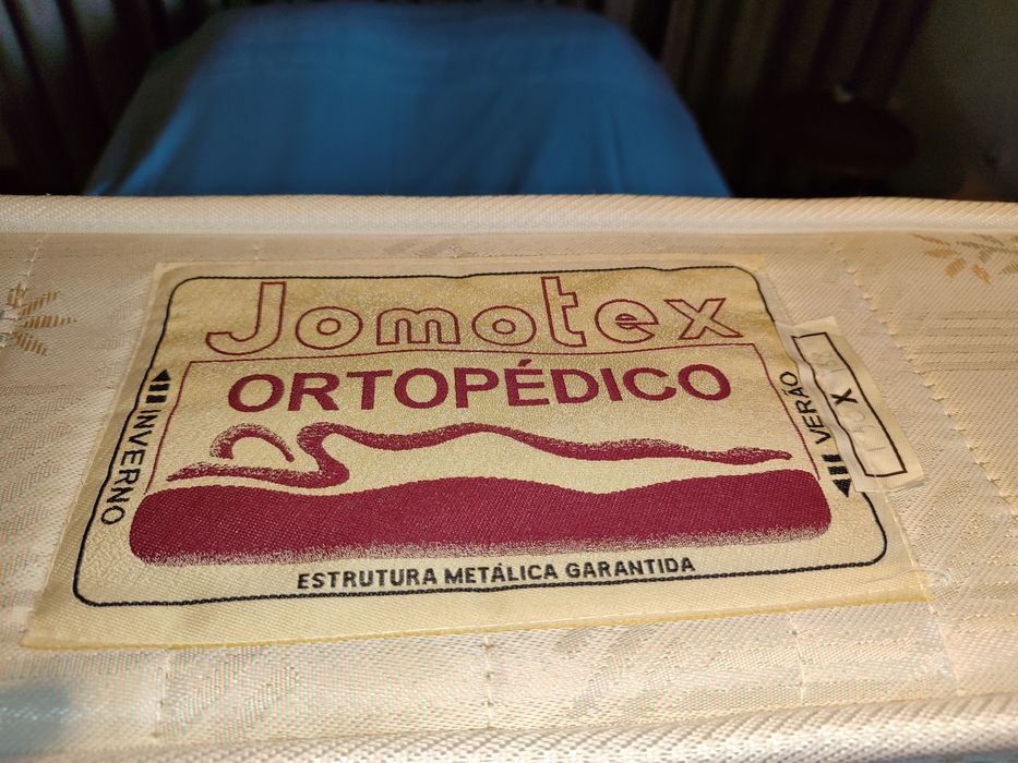 Colchão de casal ortopédico Jomotex