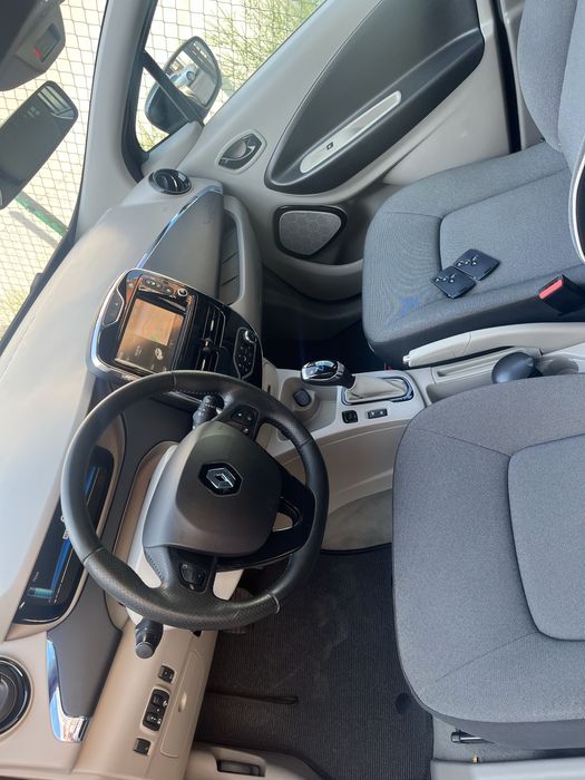 Рено зоя Renault zoe електричка електро авто