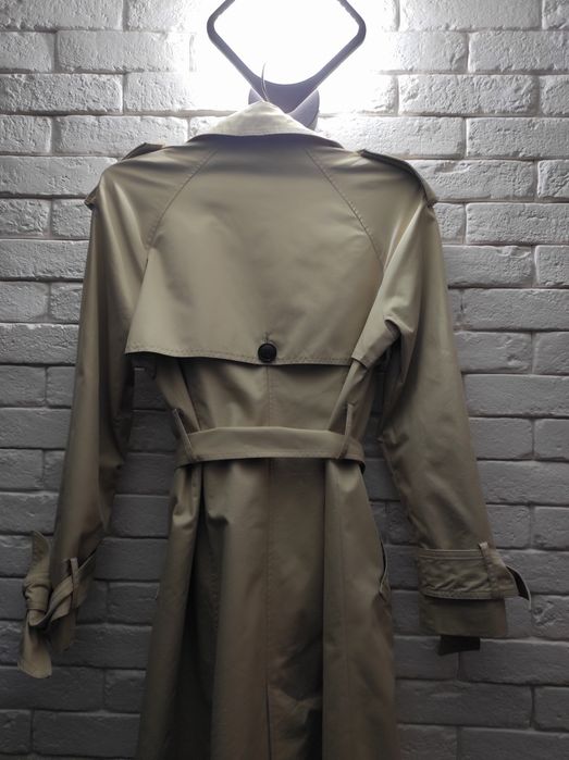 Тренч , плащ Stradivarius