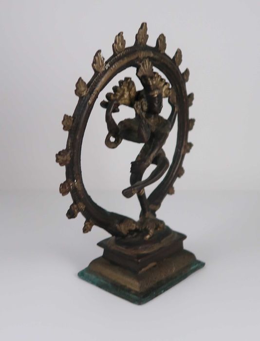 Escultura Shiva Nataraja antiga - 18.5 cm