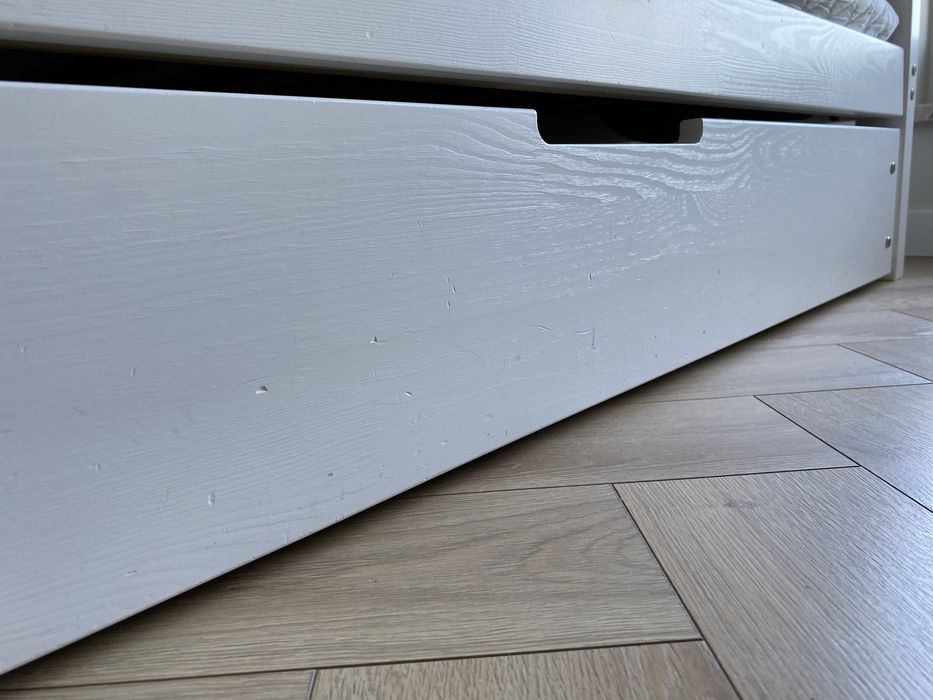 Drewniane łóżko dziecięce Beddy 70x140 materac akcesoria