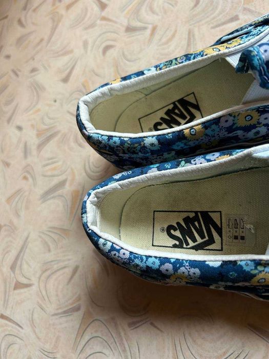 Жіночі кеди Vans (39р.) 25 см устілка