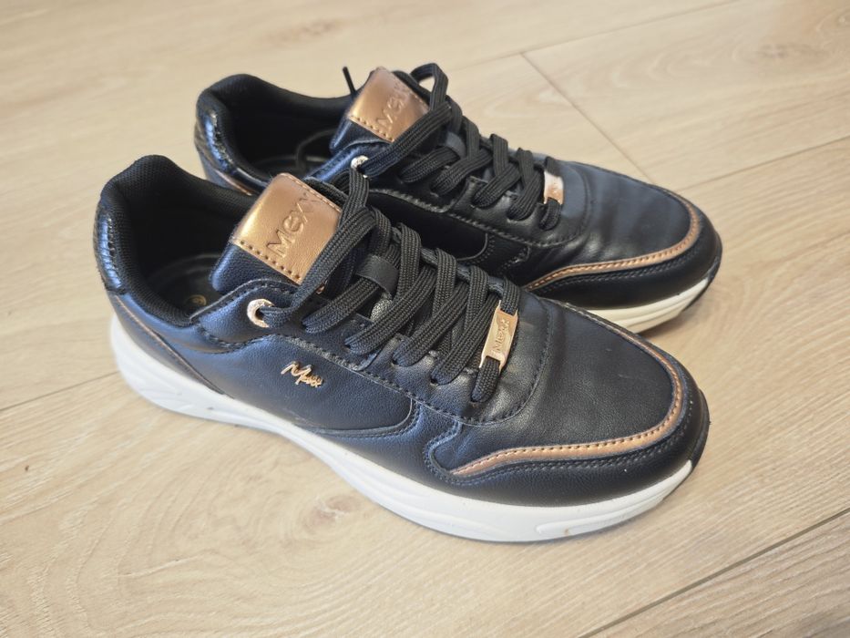 Czarne sneakersy MEXX rozmiar 38