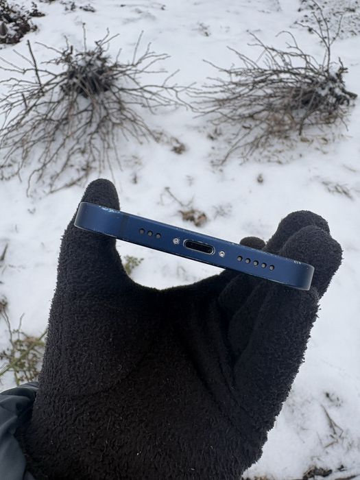 Продам iPhone 12 64gb blue