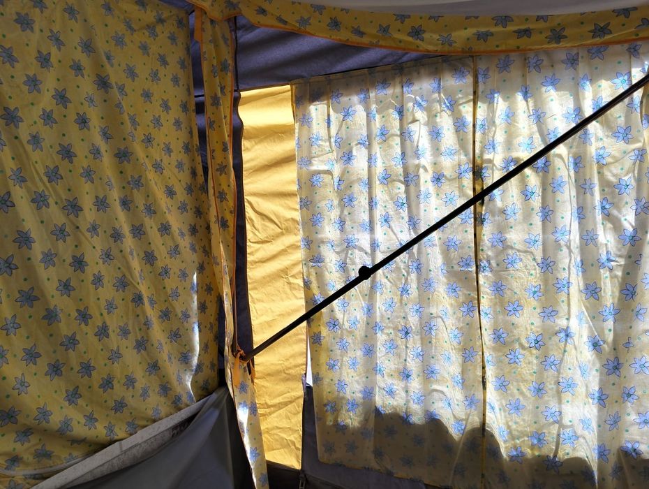 Auto tenda 2 quartos e uma sala