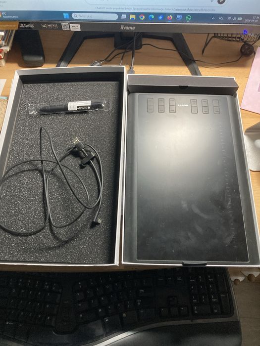 Tablet graficzny Huion New 1060 Plus sprawny