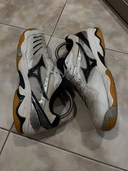 Mizuno кросівк