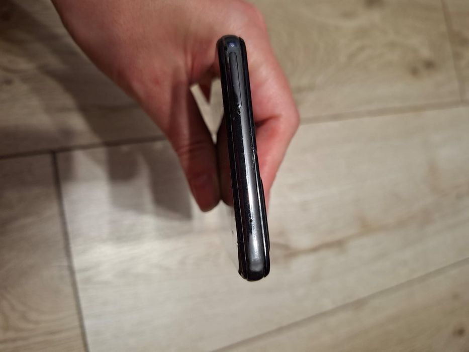 Продам смартфон Samsung Galaxy A52, пам’ять 4/128 GB.
