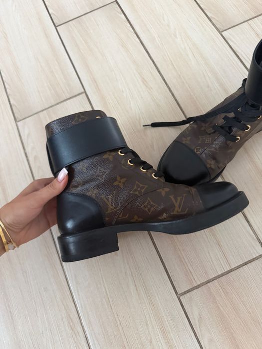 Чоботи Louis Vuitton