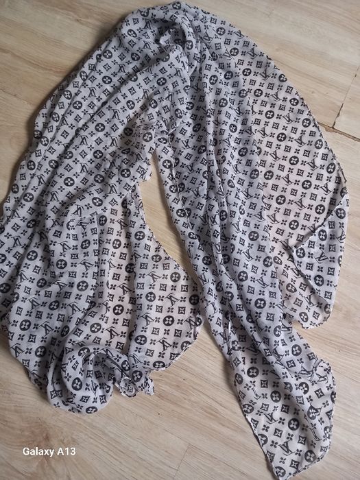 Duża chusta Louis Vuitton