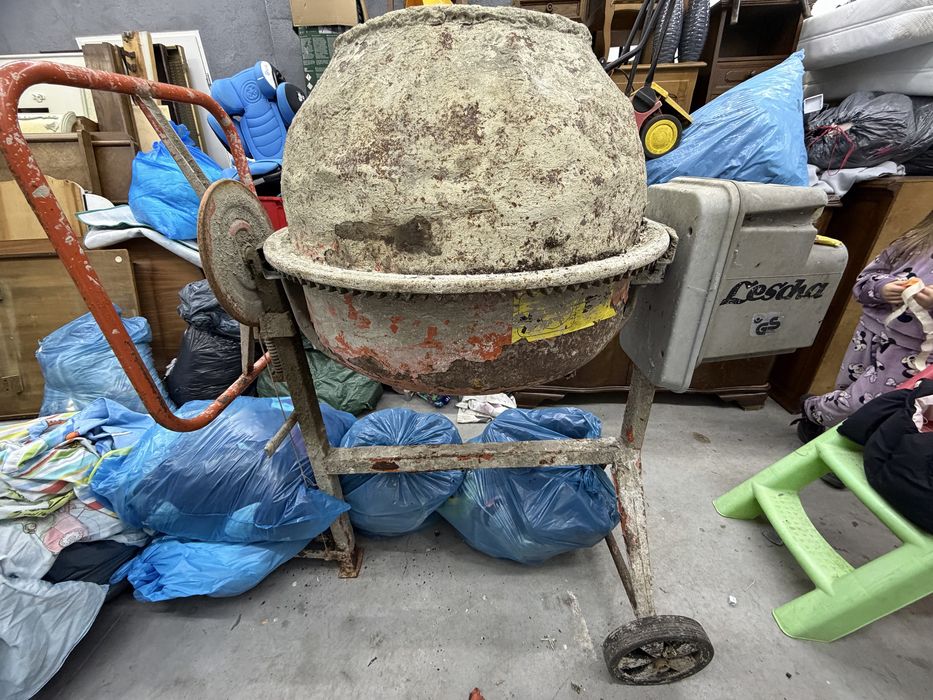 Betoniarka z podwójną izolacją