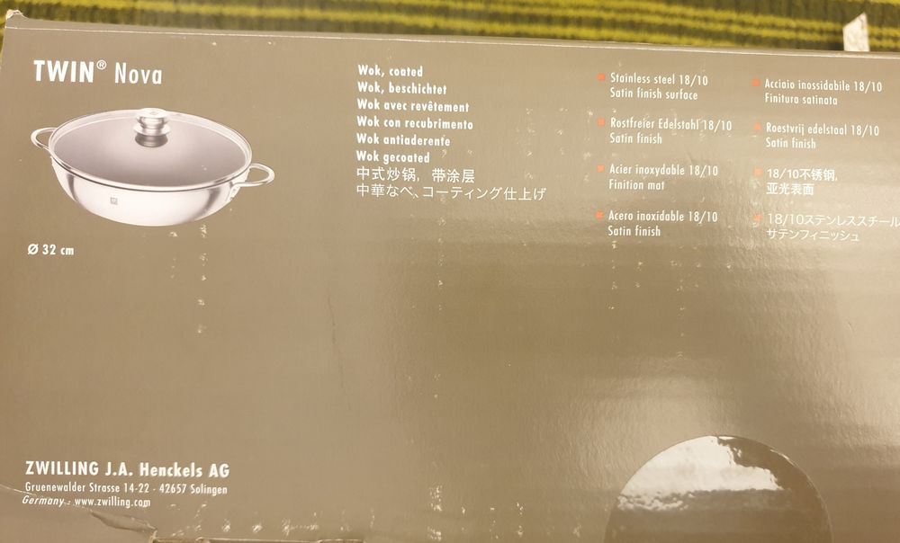 Новая сковорода Zwilling WOK с крышкой 32 см