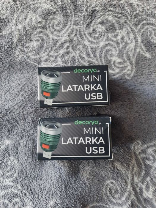 Mini latarka USB